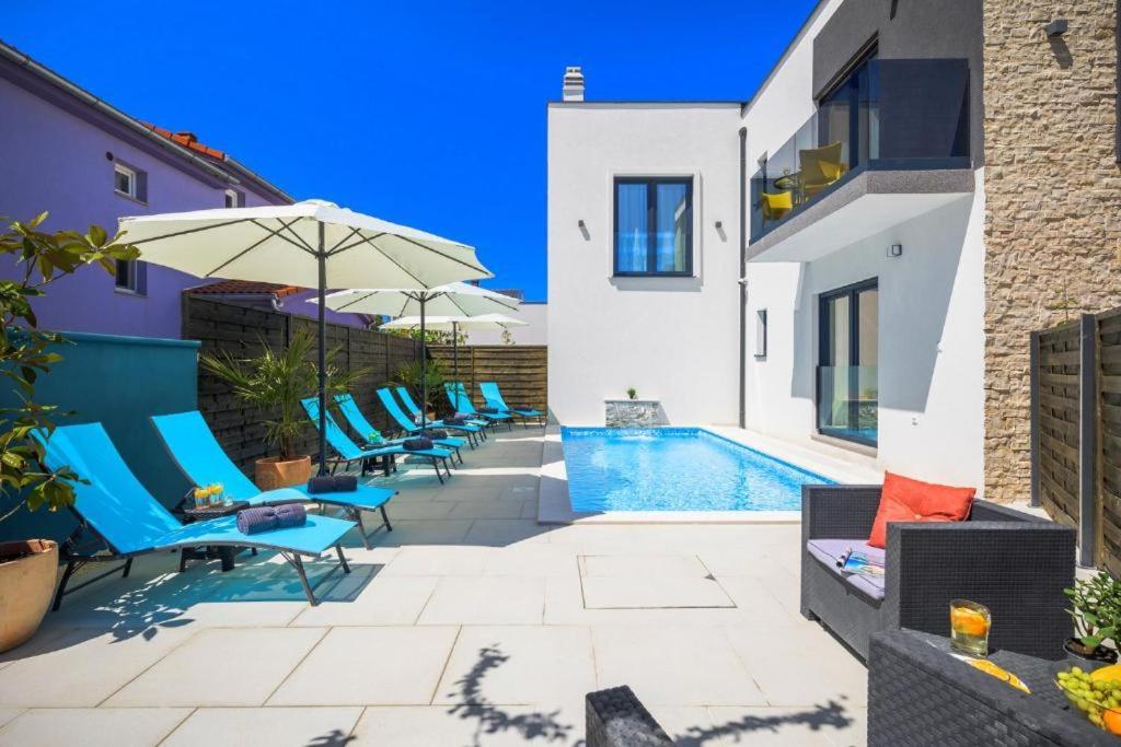 Studio Apartments Villa Valla - Free Bikes Fažana Екстериор снимка